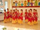 Vystoupení tanečních kroužků školní družiny pro bývalé zaměstnance školy